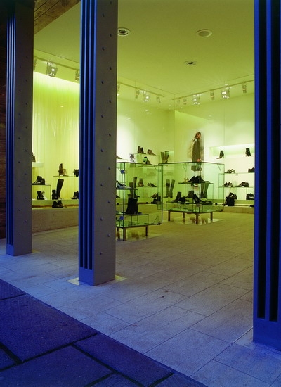 1999 Parduotuvė Step Top - 2