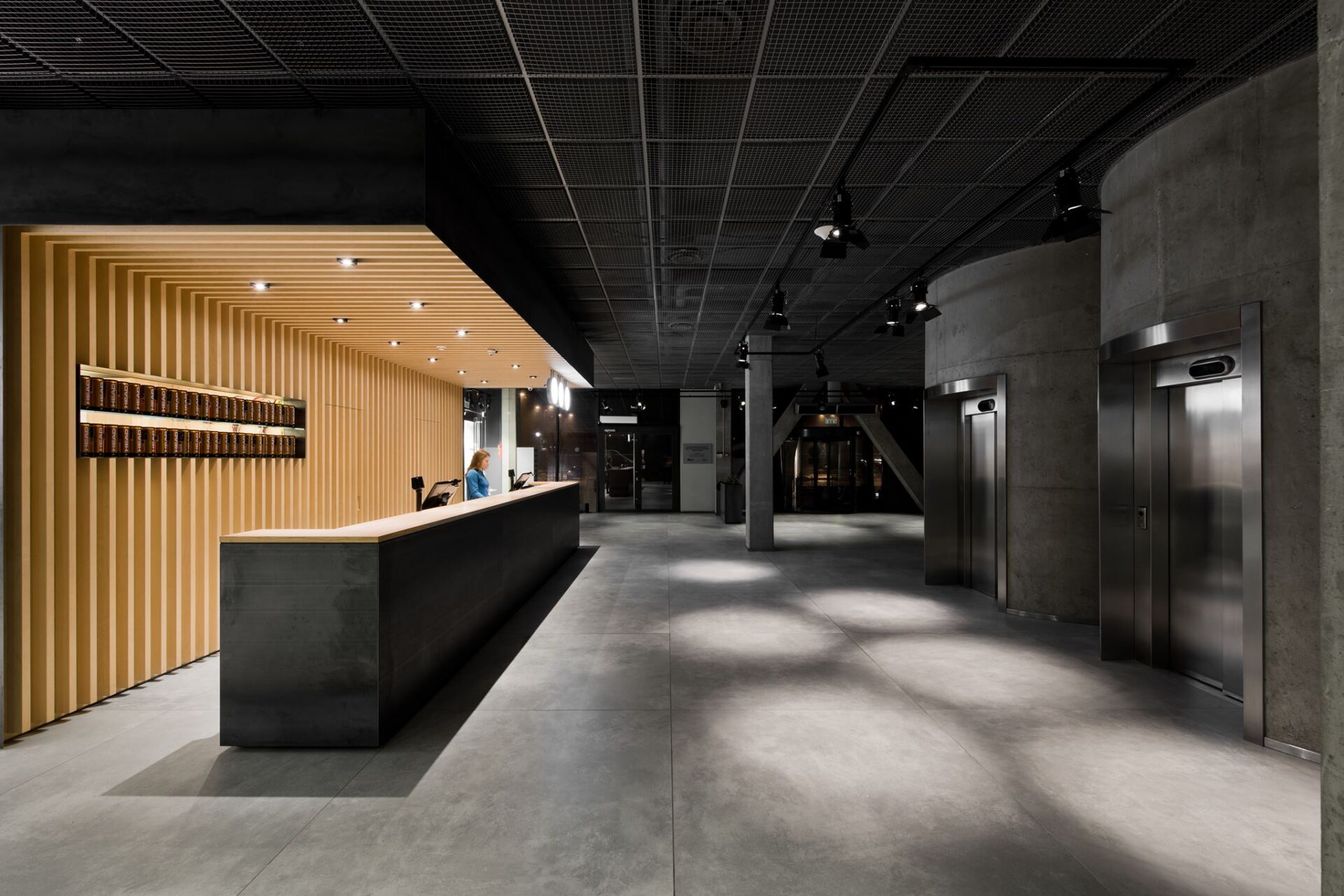 2016 Urbihop viešbutis ir restoranas U - 1