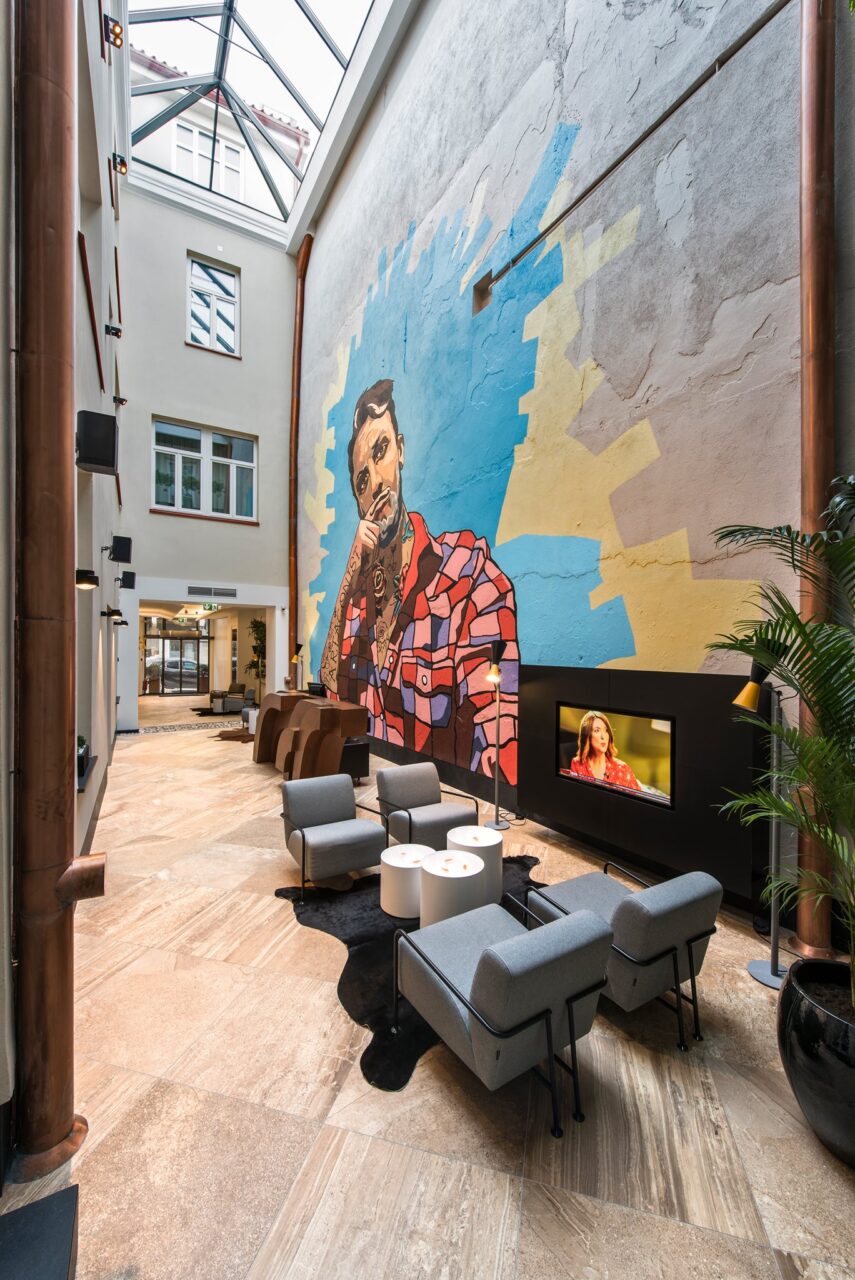 2016 Viešbutis Artagonist - 2