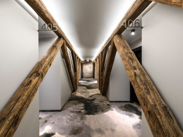 2016 Viešbutis Artagonist