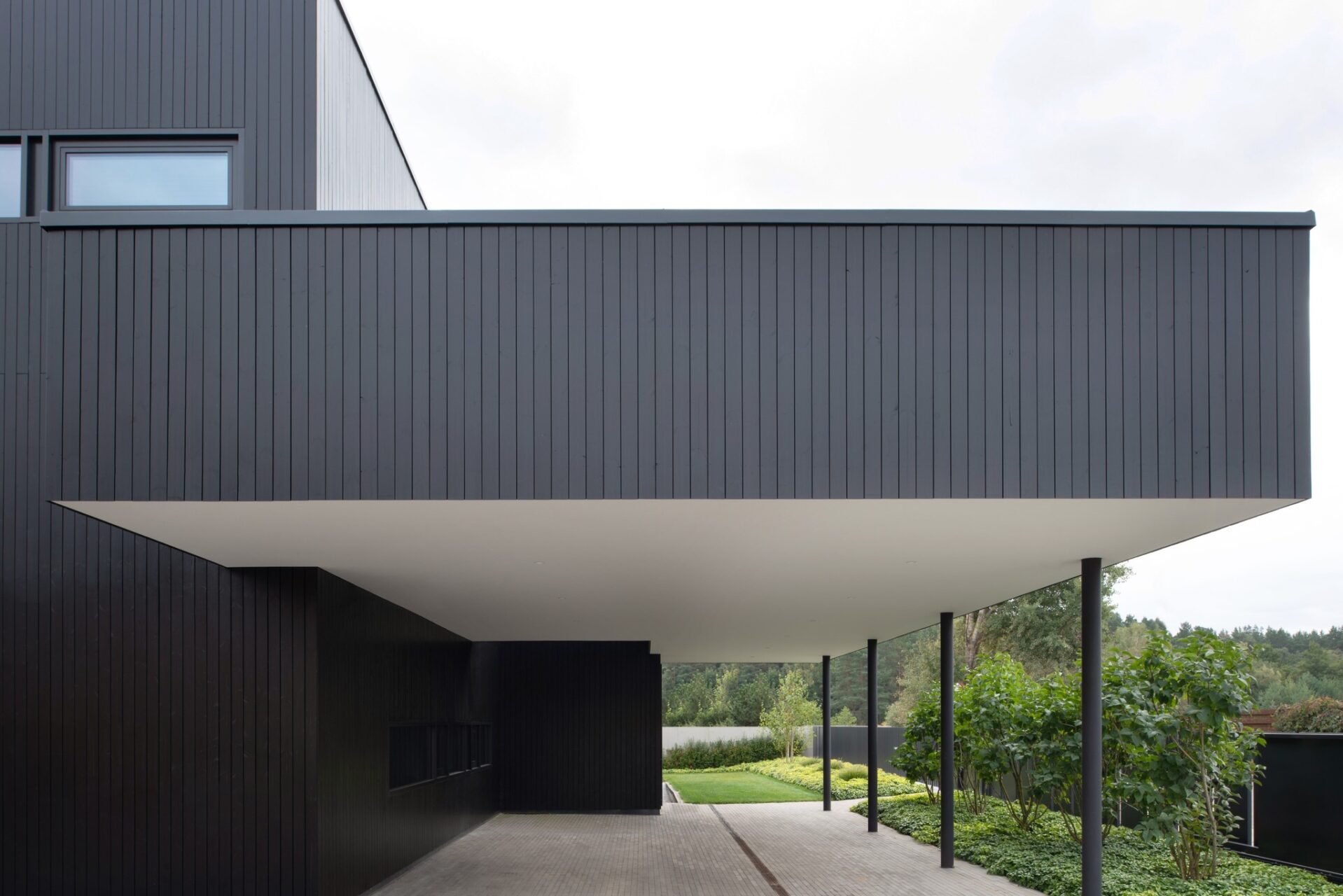 2021 Juodas namas - 4