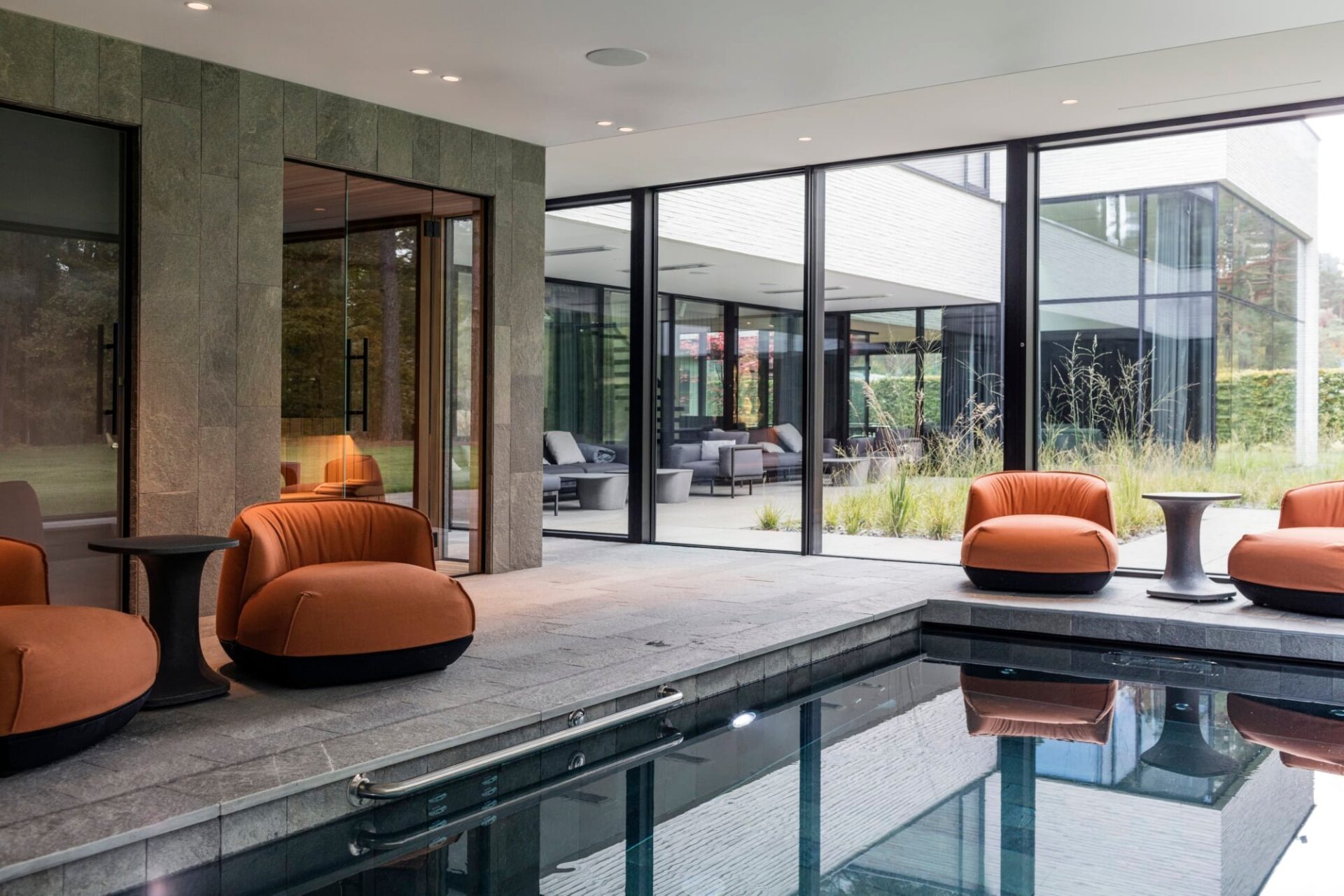 2021 Baltas namas - 13